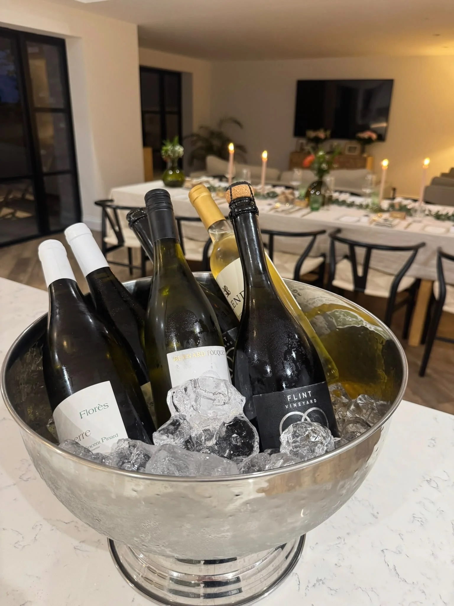 Thinking of hosting a private dining experience? Let our member @thepink_elephant bring your vision to life. 
🥂 
@thepink_elephant had the pleasure of working with Chris to organise a very special surprise 50th birthday celebration for his wife, Man