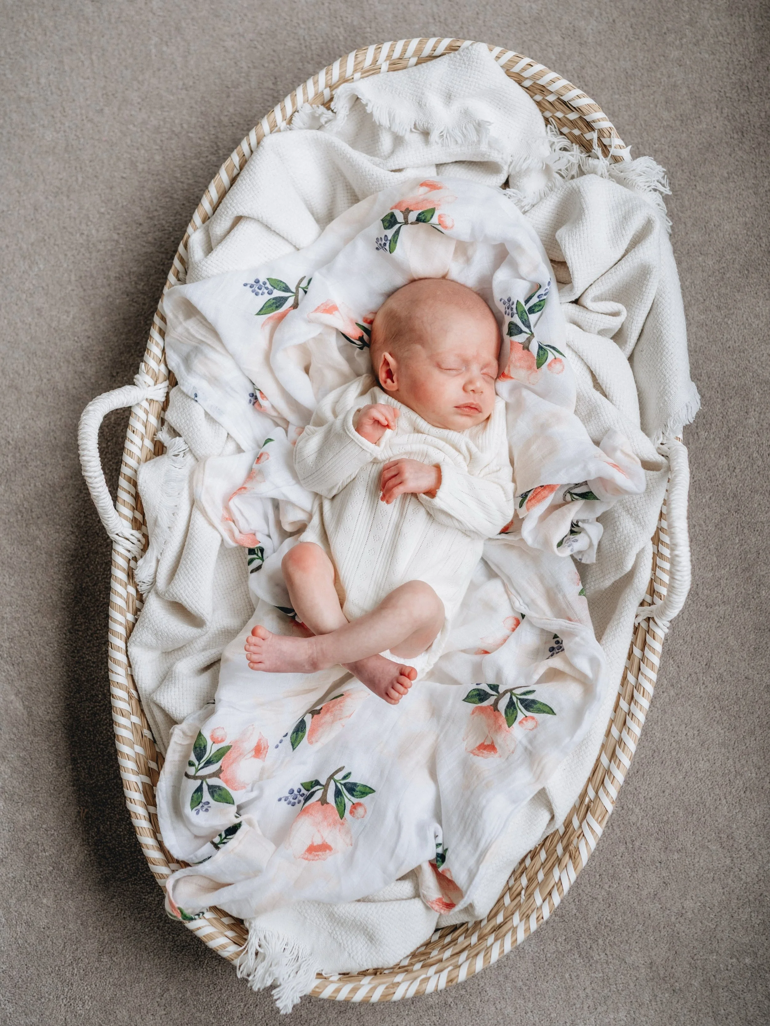 ✨ Capturing the beauty in your everyday ✨

Our member @karen.leleu.photography is a maternity, newborn and family photographer based in Harpenden, capturing the beautiful, fleeting moments of family life in the comfort of your own home. 
👶 
From the
