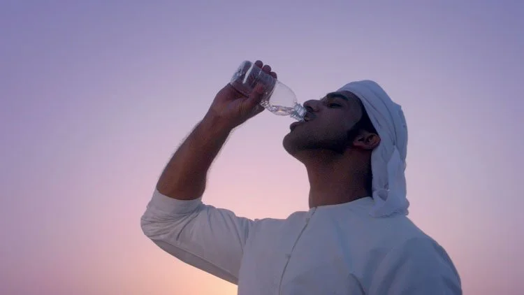 ABU DHABI EL EMARAT DRINKING