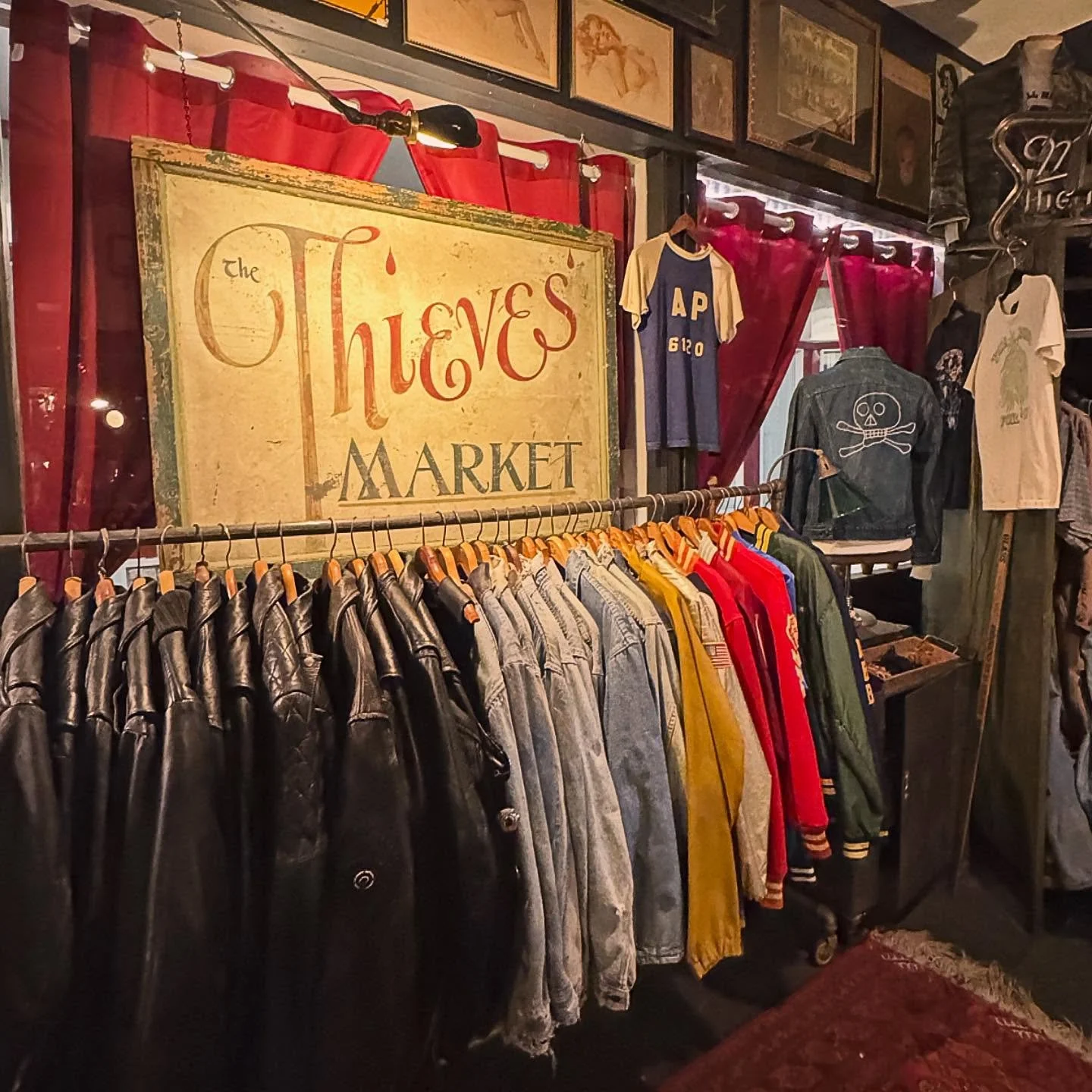 Special thanks @lancelothomeimprovements for my new signage, I know this wasn&rsquo;t an easy one to part with my friend