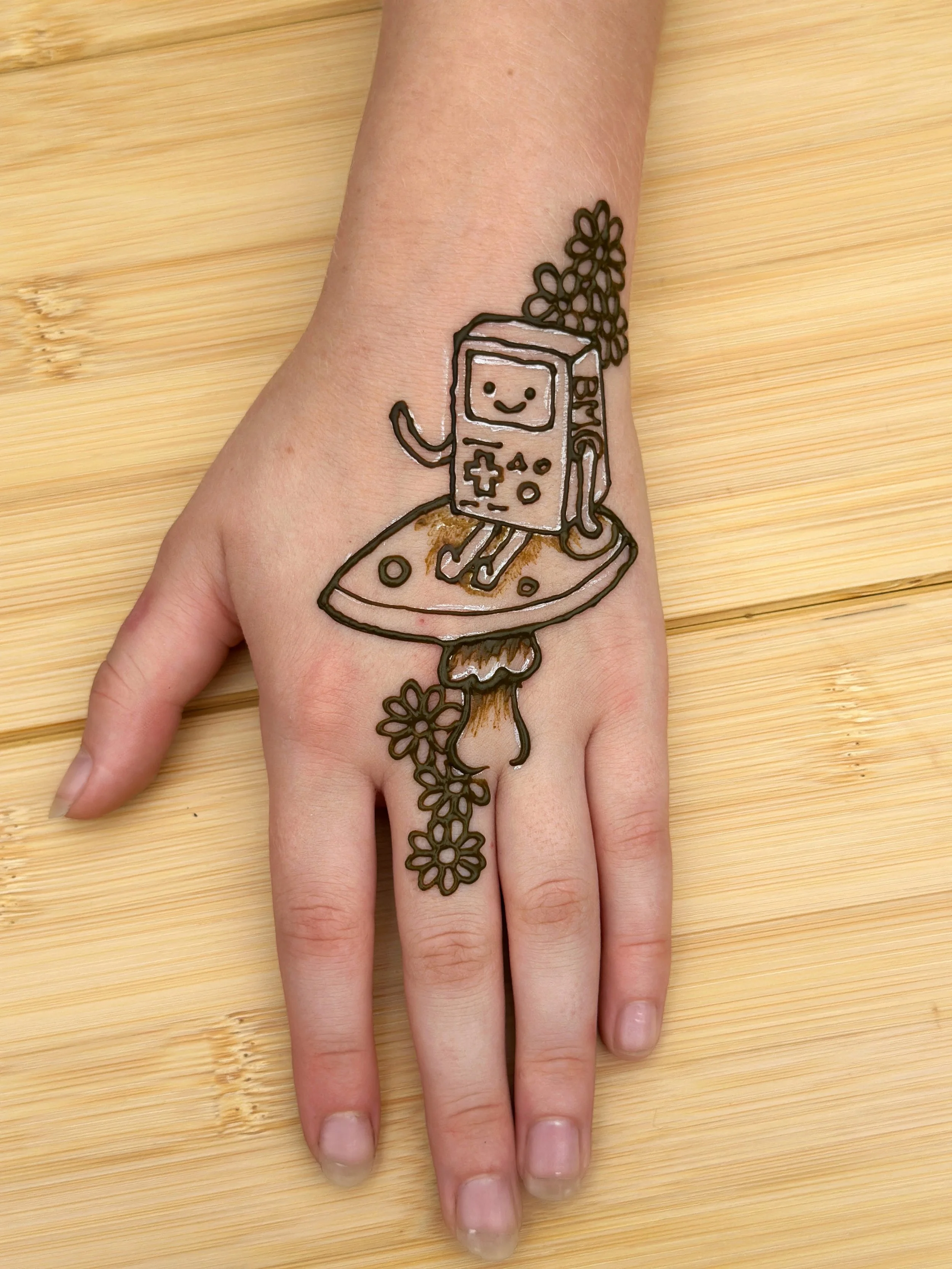 henna bmo2.jpeg