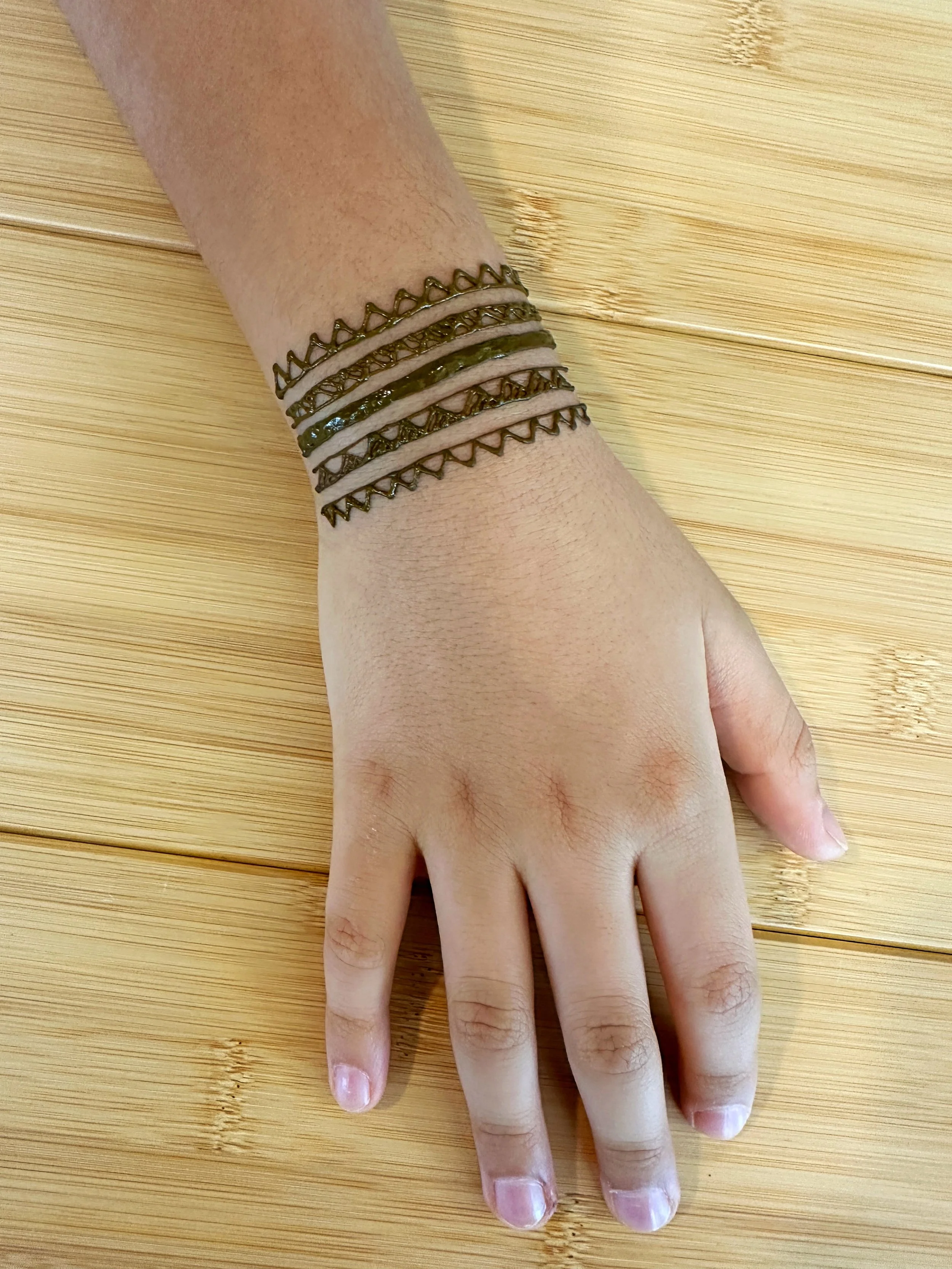 henna band.jpeg