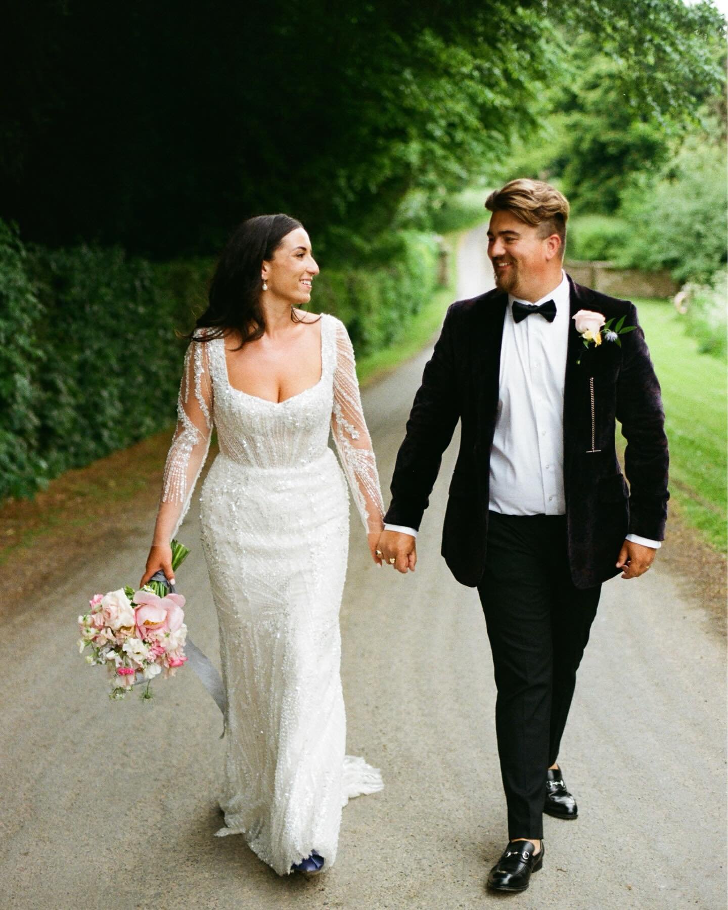 Spring film scans are back 🎞️✨ I&rsquo;ve had lots of fun bringing my little film cam out at weddings and the surprise when they come back! Excited to see how it continues over the summer 🌞

@takeiteasylab 🎞️