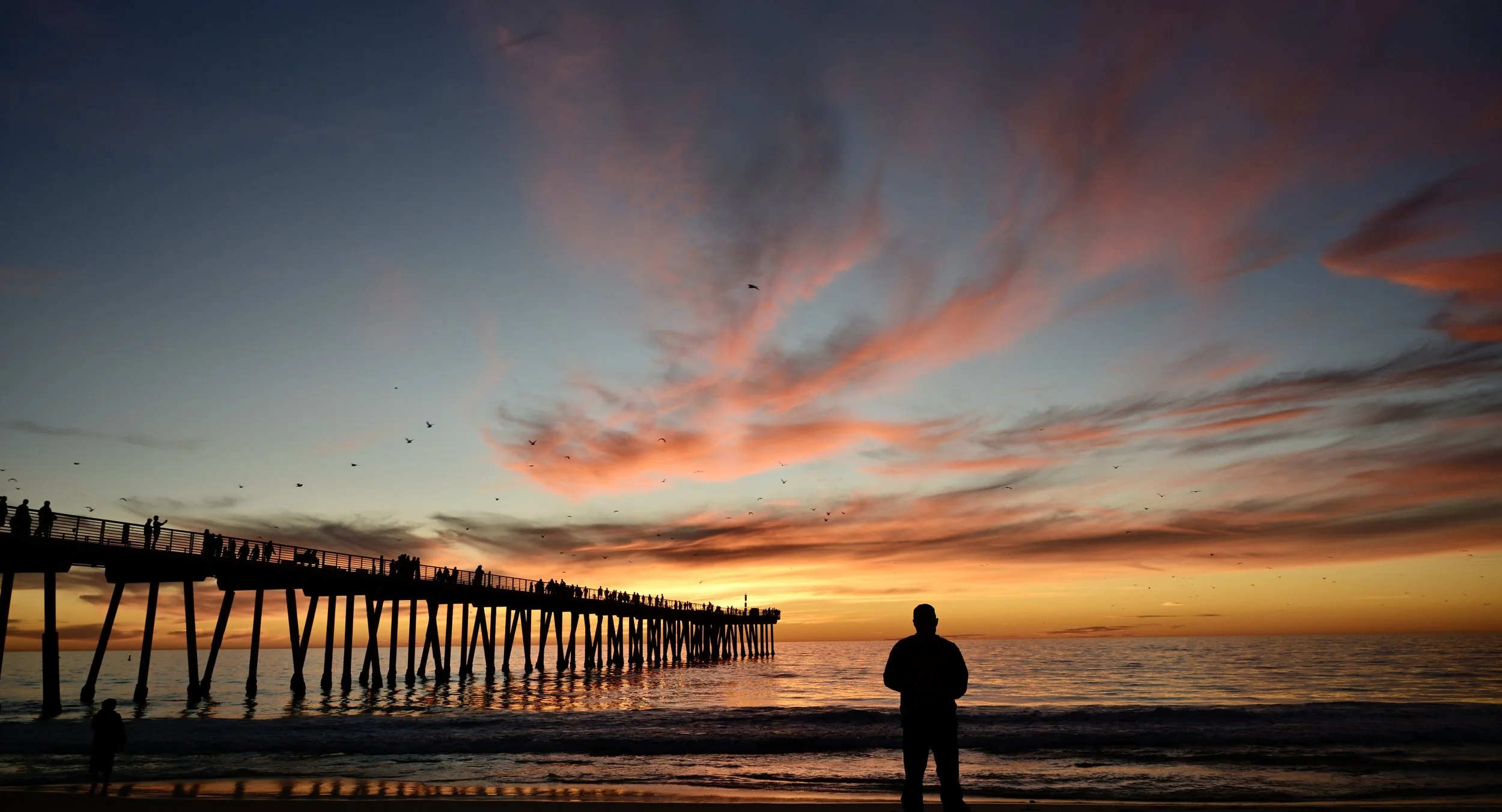      

 
   “The truth is, everyone is going to hurt you. You just gotta find the ones worth suffering for” 
 




















  
  



     