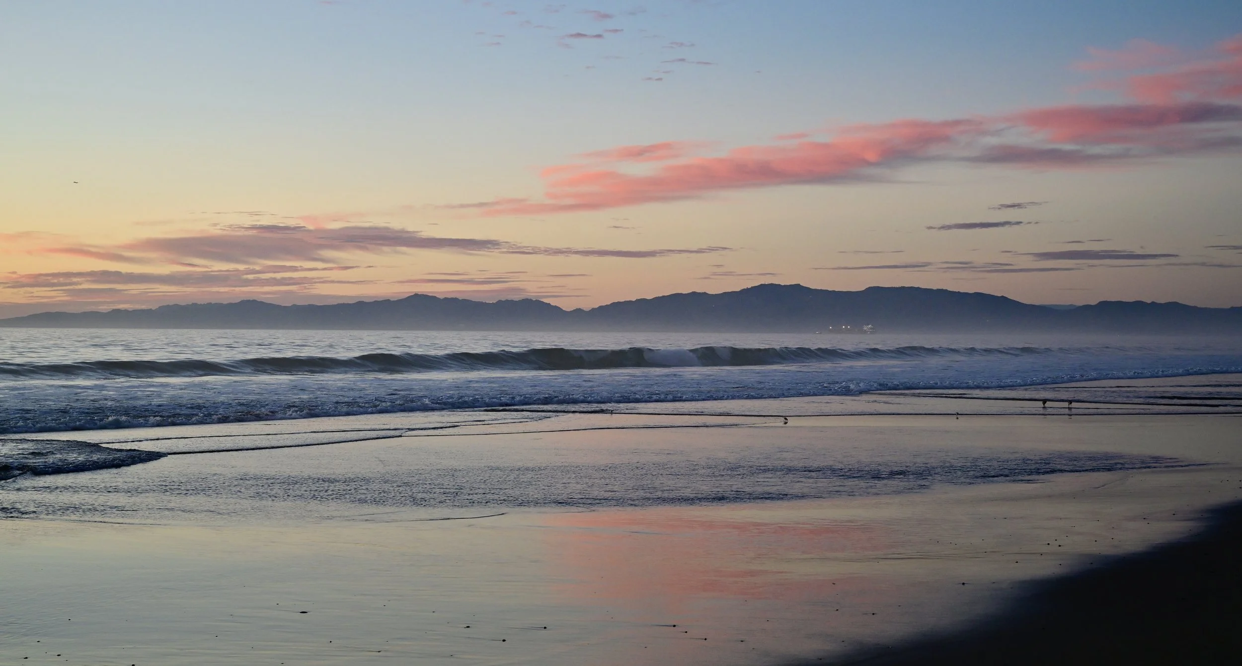       
  
    “People come and go in your life, but the right ones will always stay”  


  
 #block-9ddaf7590c17dd6e8e99 {
    
    --tweak-text-block-radius: 0px 0px 0px 0px;
  
    --tweak-text-block-radius: unset;
    --stroke-style: none;--stroke