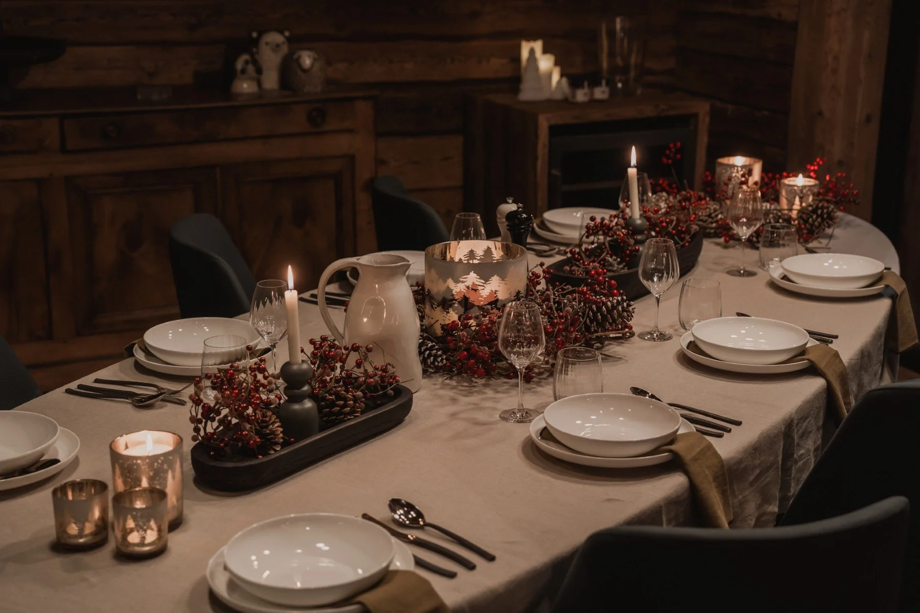 Chalet de luxe à Val d'Isère table