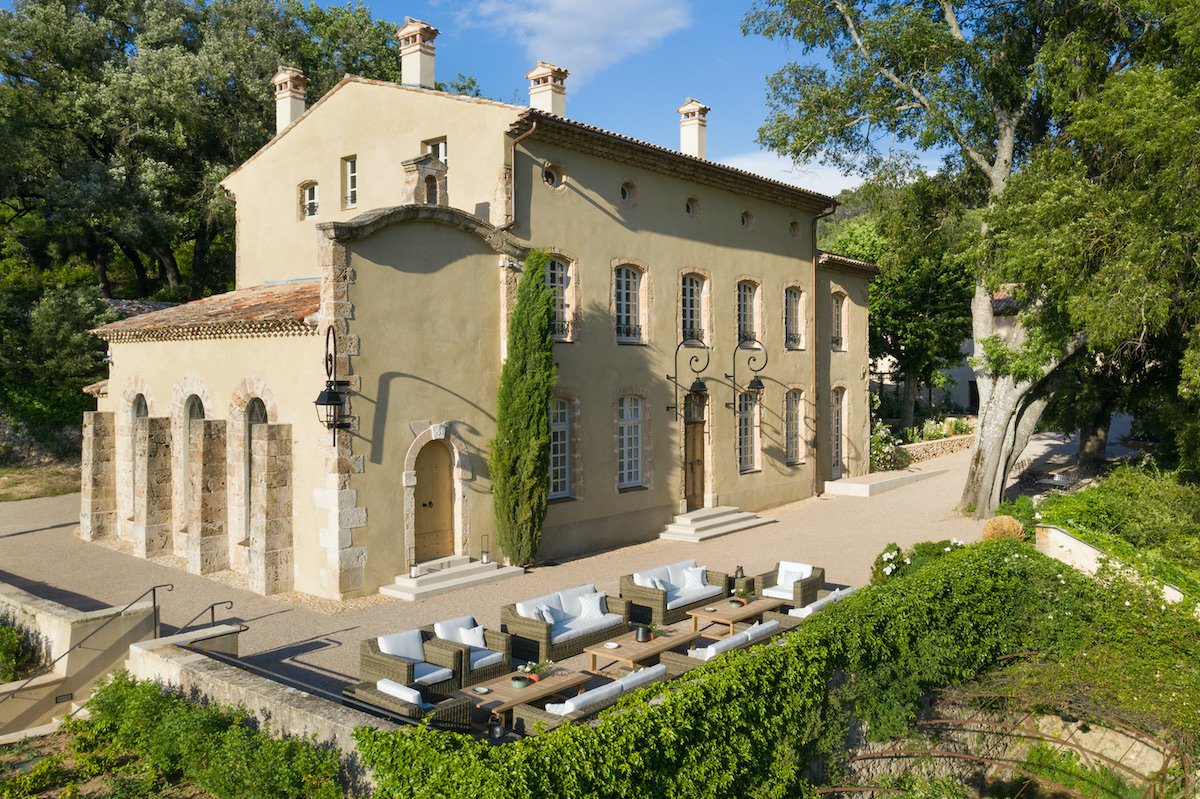 Exceptional Luberon estate in the heart of Provence  