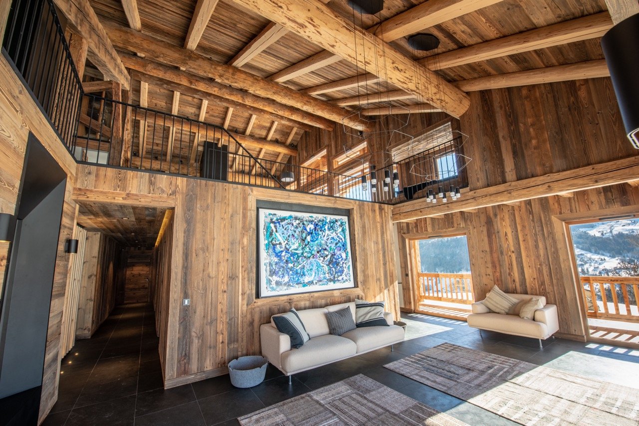 Exceptional chalet in the Alps ski in ski out with hotel service, pool and spa