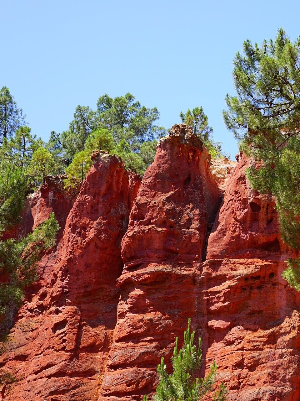 Natural visit of the ochres of Rousillon in teambuilding