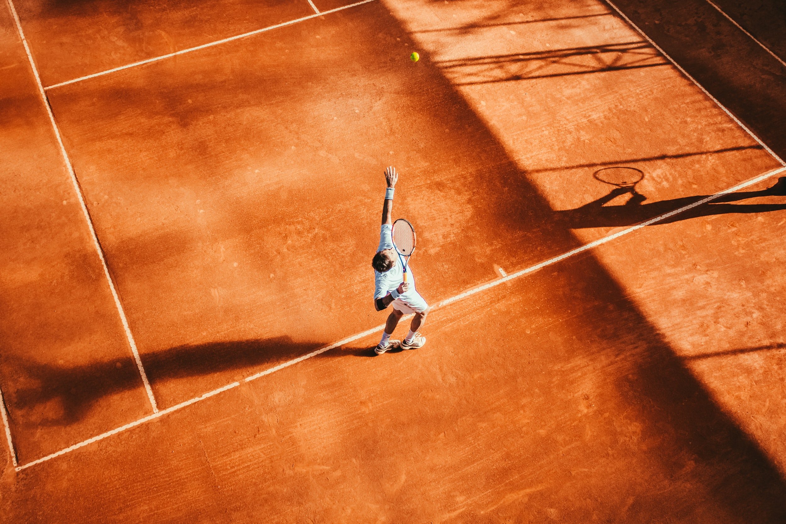 Tennis in a luxury Italian villa in Tuscany
