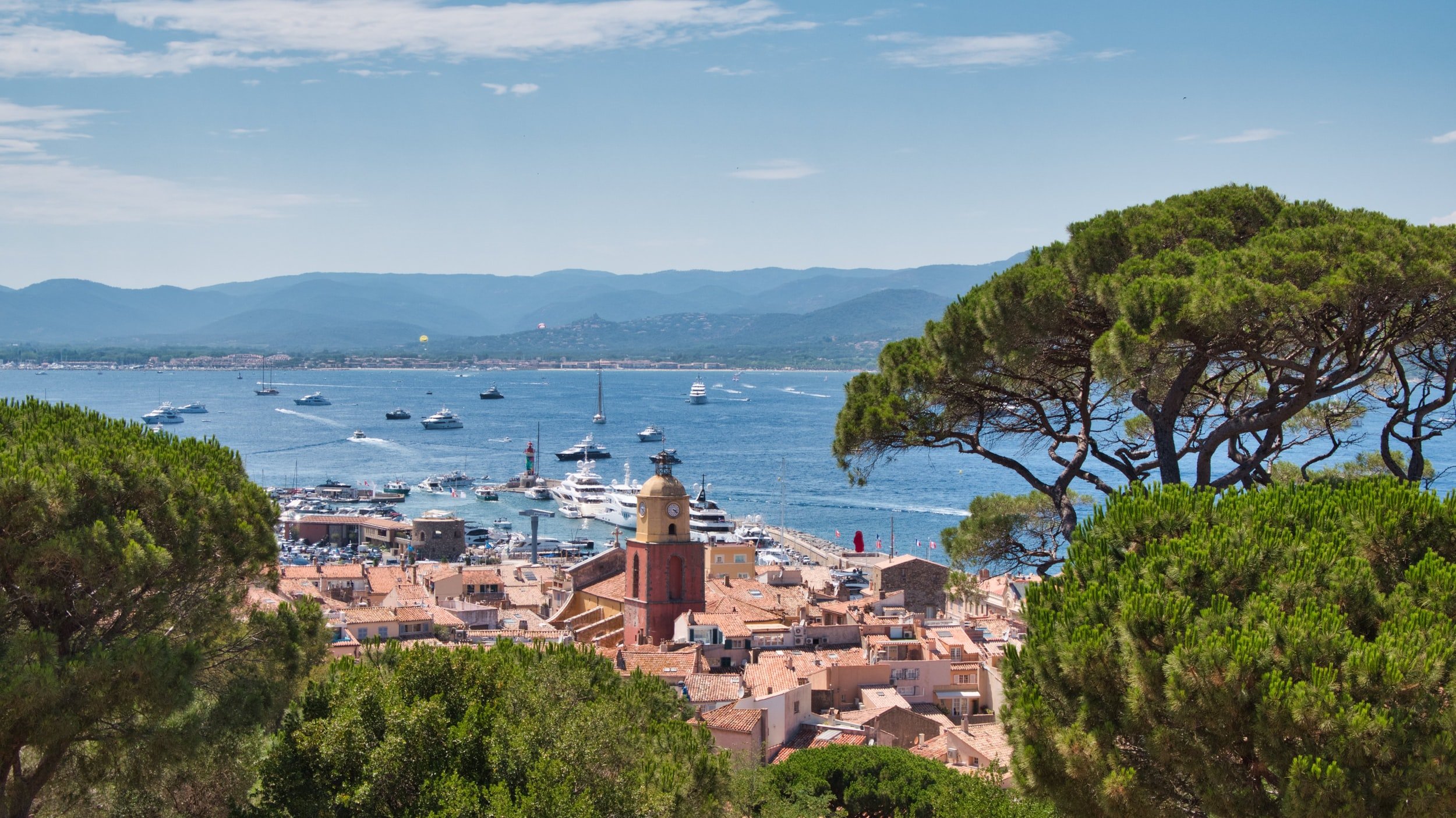 Exceptional villa and visit to Saint-Tropez on the Mediterranean coast