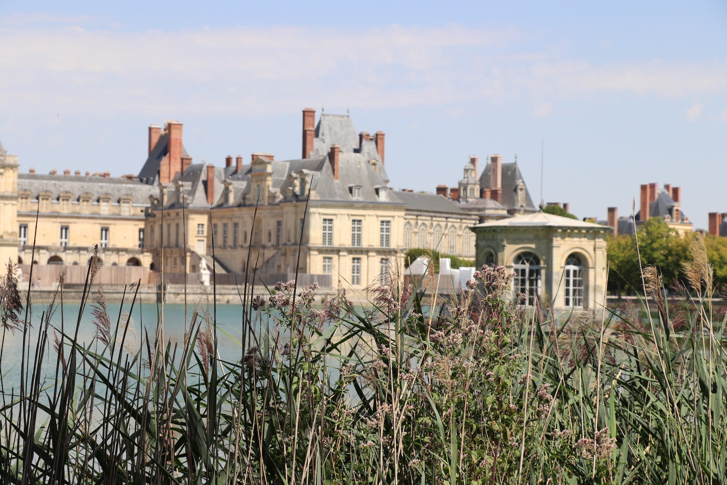 Guided tour of the Château de Fontainebleau near Paris and luxury accommodation