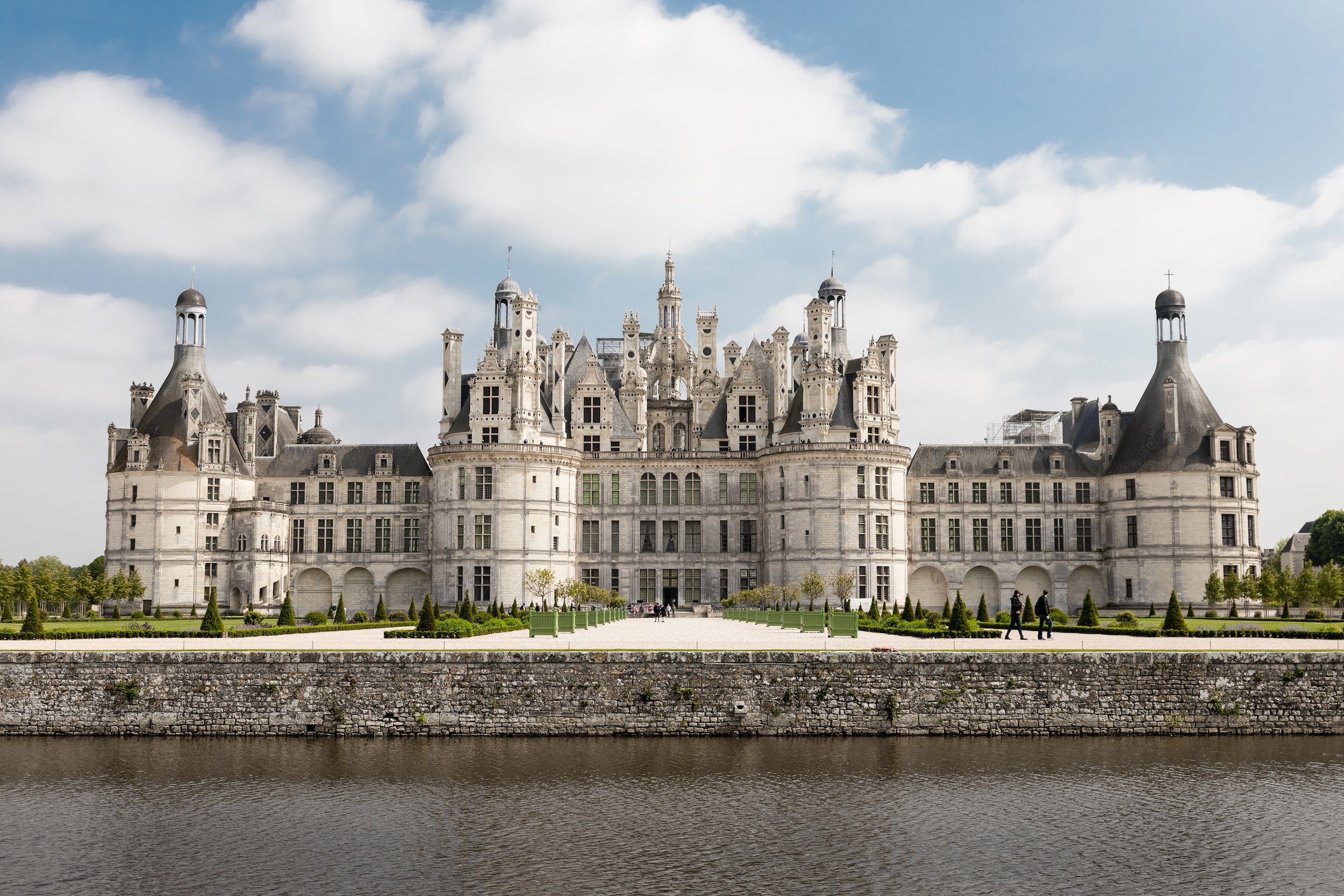 Château de Chambord guided tour near Paris and luxury stay