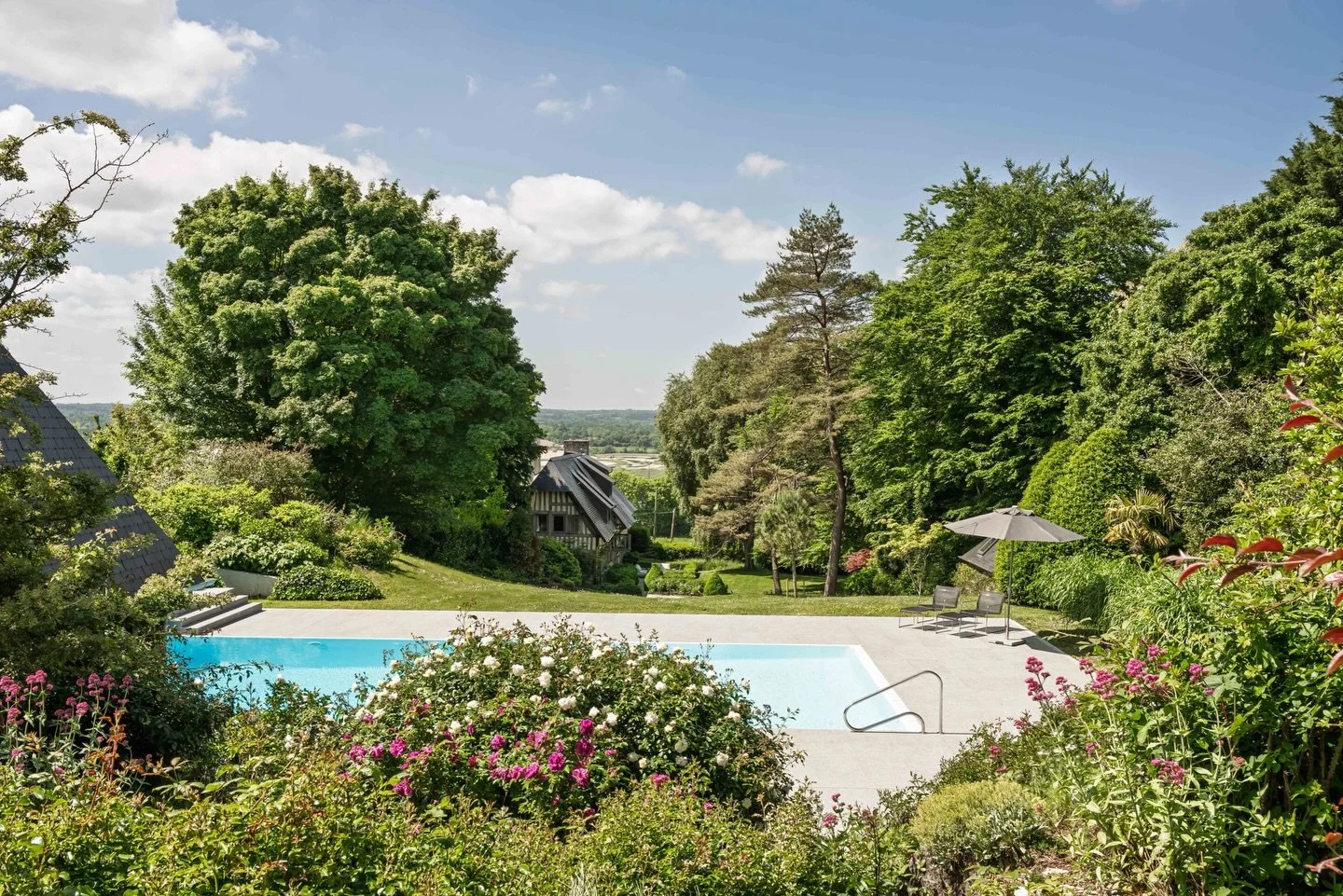 Normandy | Bonneville 

Normandy manor, just minutes from Deauville. 🌿

Nestled in the heart of the Normandy countryside, this half-timbered property combines authentic charm with contemporary elegance. Designed to accommodate up to 12 guests in its