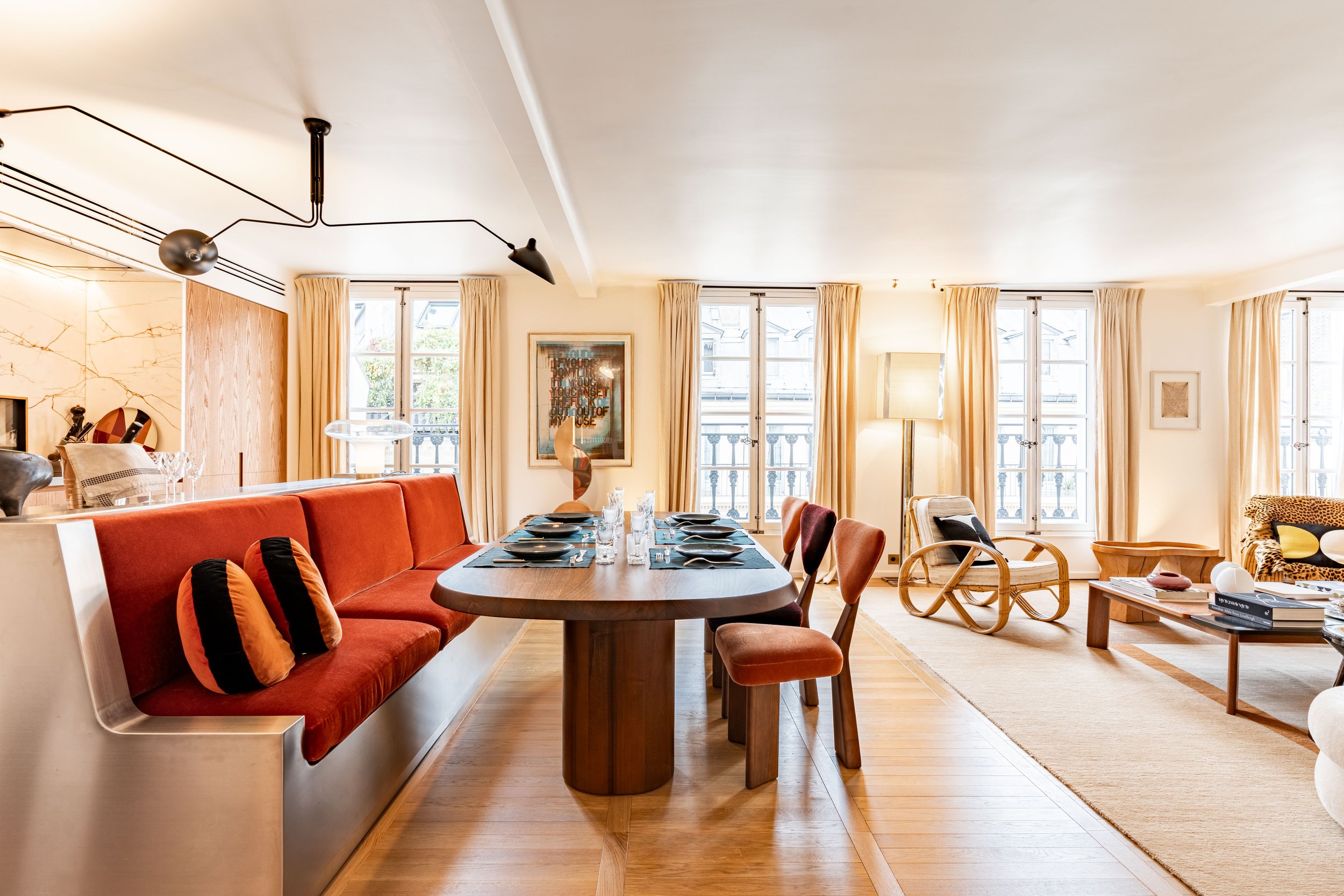 Prestigious apartment in the heart of Paris and the 7th arrondissement 