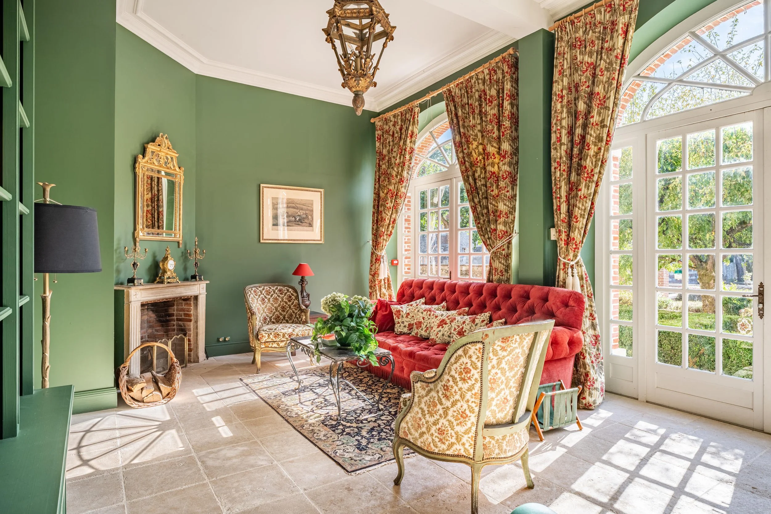 domaine lyons la forêt salon