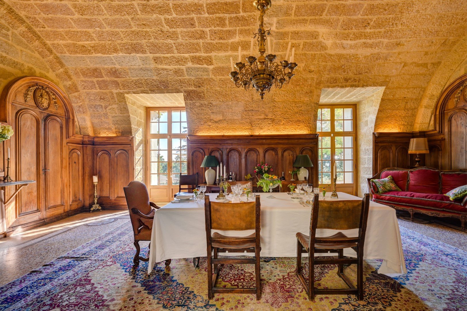 Luxury castle to rent in south of France in Provence in Uzes