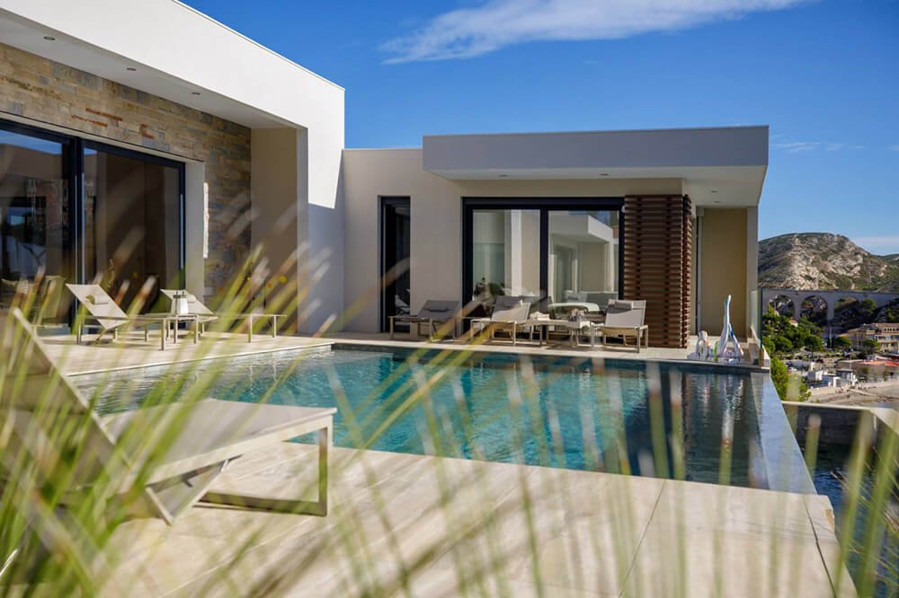 Luxury villa with sea view Côte d'Azur 