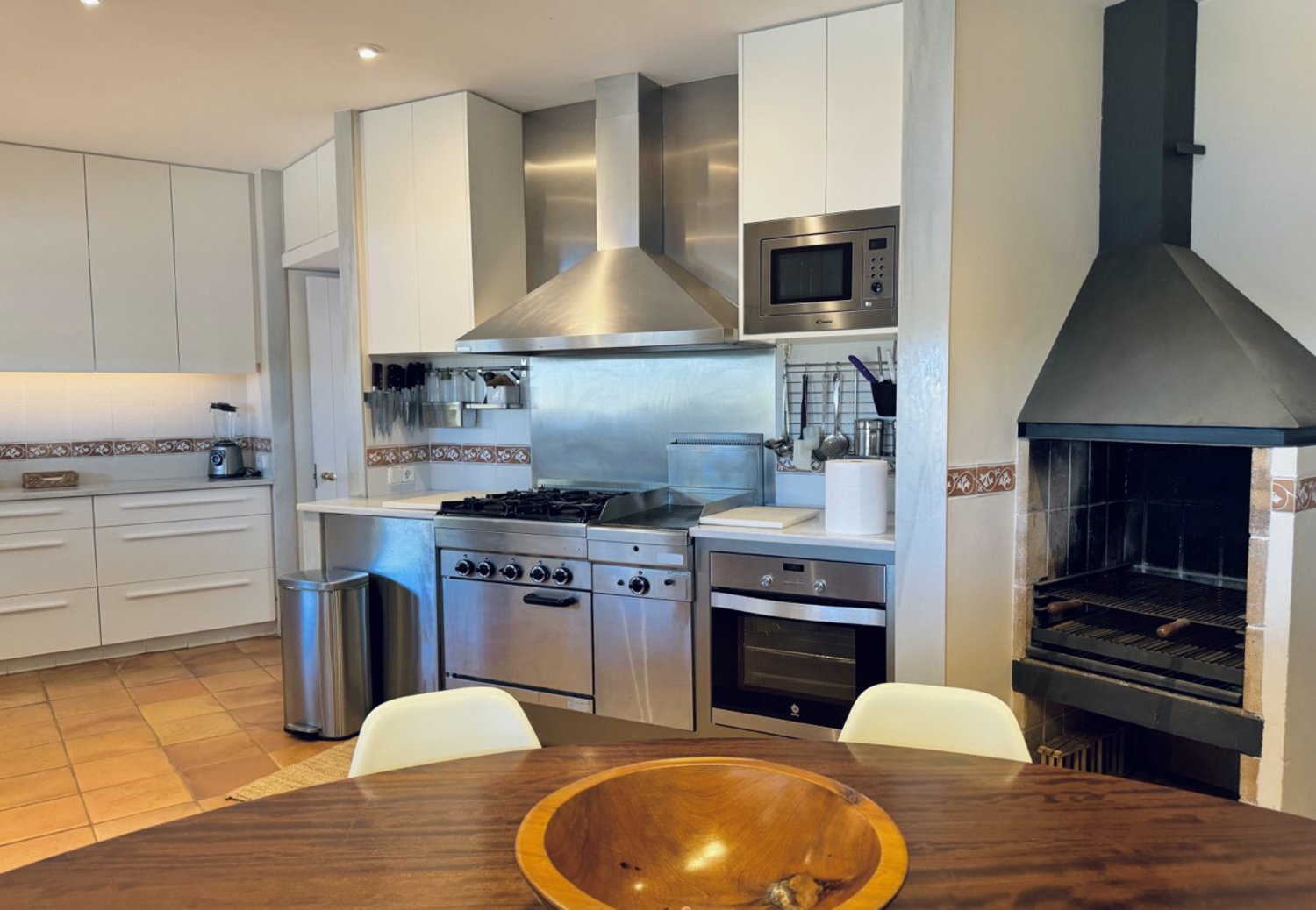 Location villa luxe Cadaques Oliveres cuisine