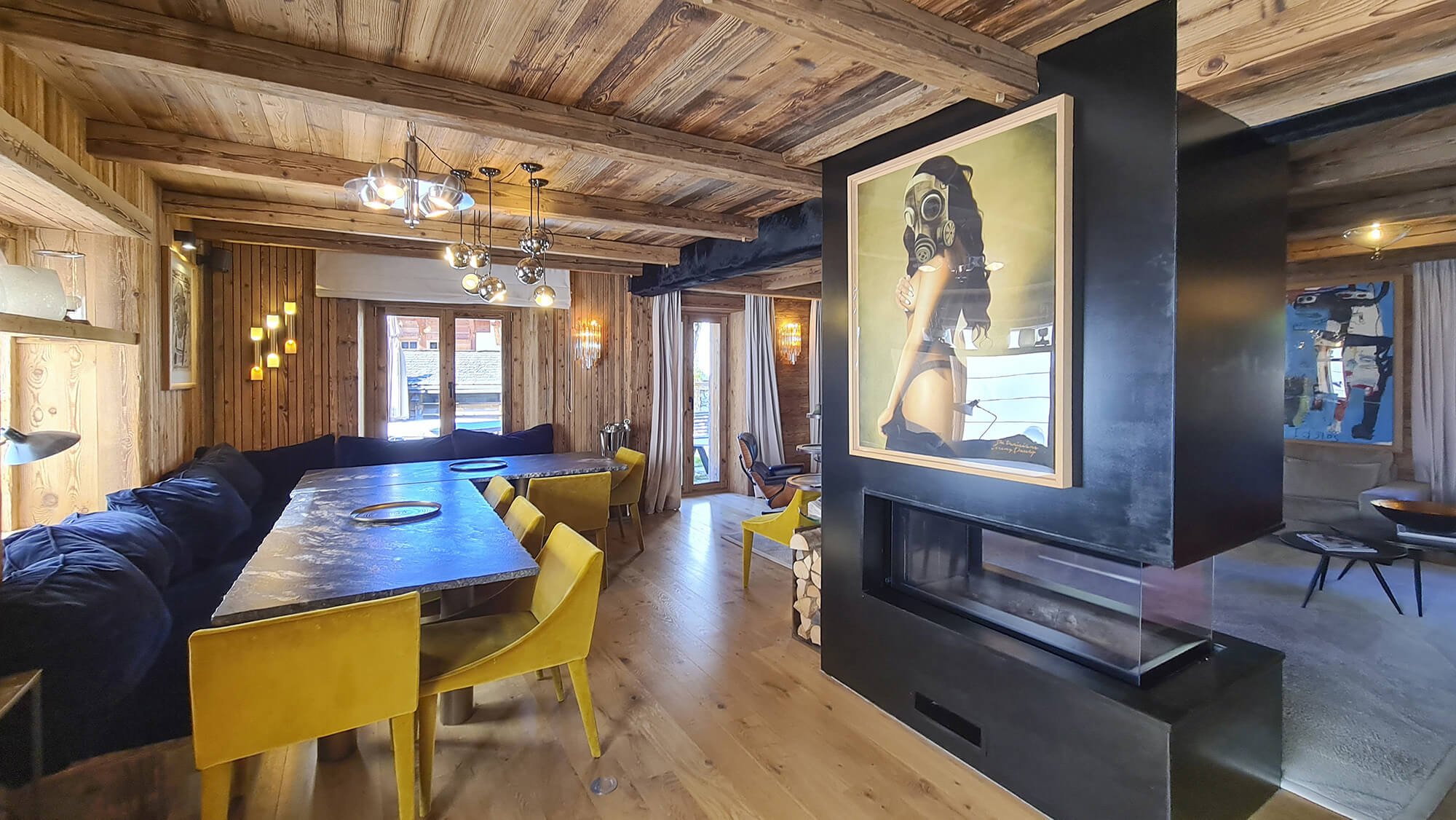 Prestigious chalet in Megève at the foot of the slopes with hotel service, swimming pool and spa overlooking Mont Blanc 