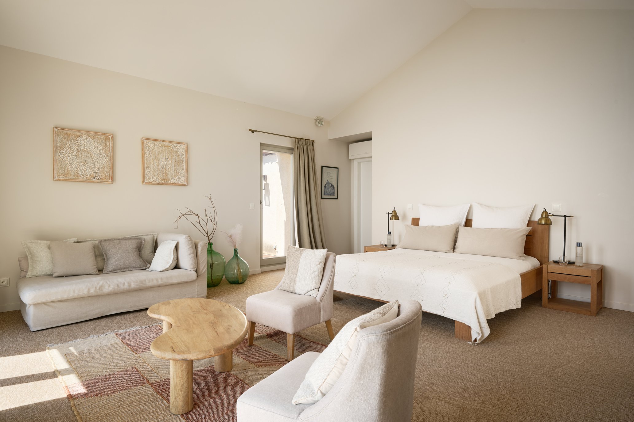 luxury villa in Cassis in South of France bedroom