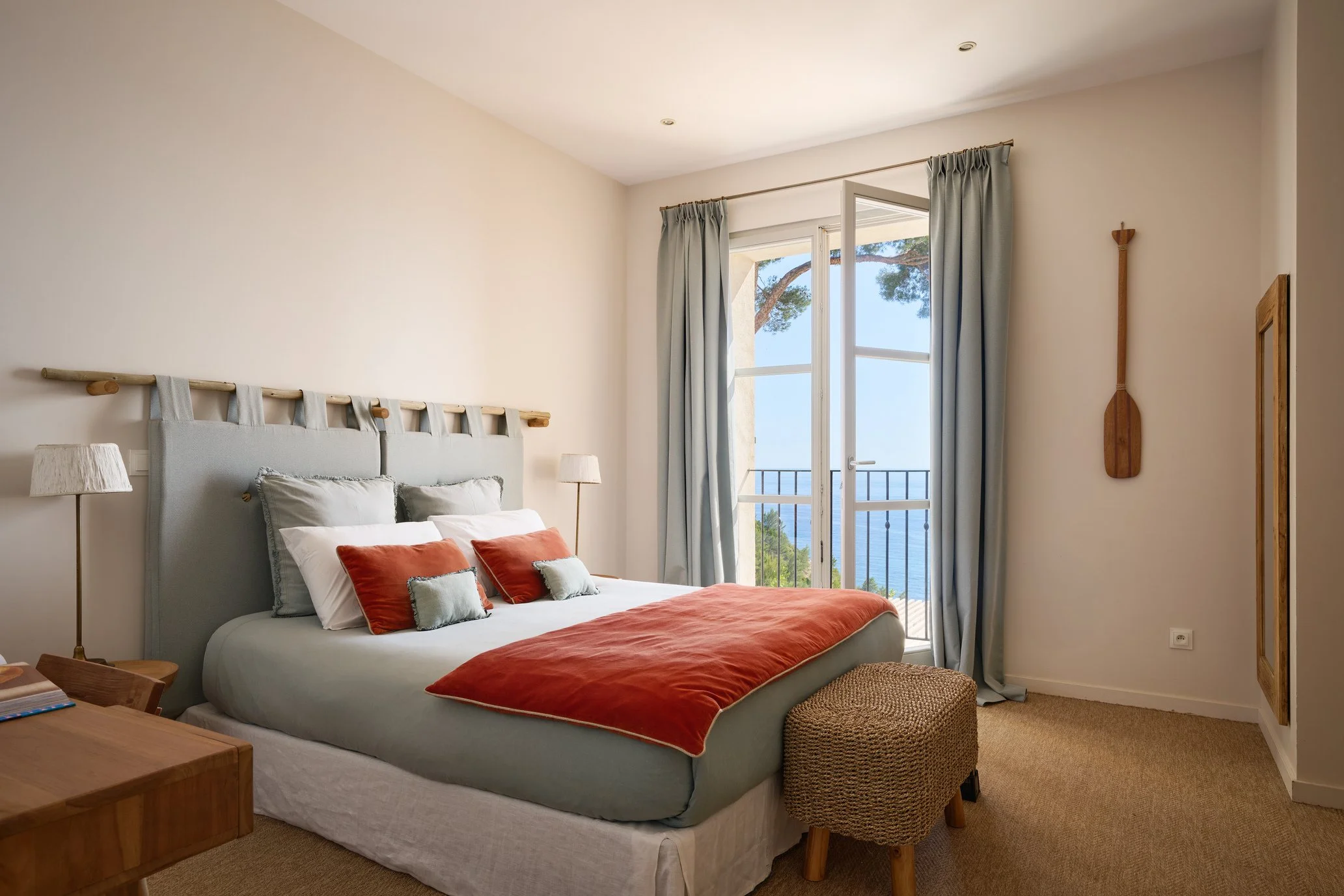 luxury villa in Cassis in South of France bedroom