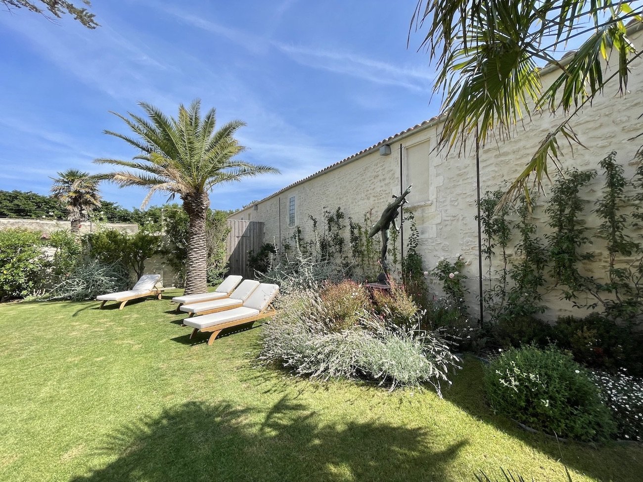 Prestigious waterfront villa on the Atlantic coast of Ile de Ré