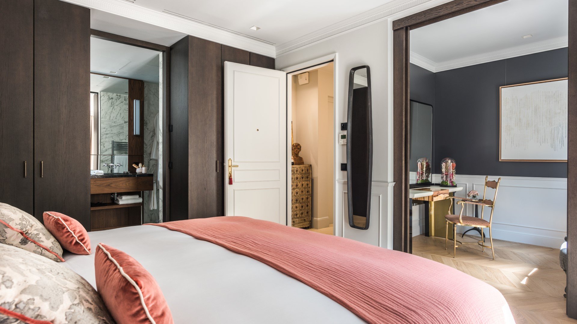 Homanie Paris Mandel bedroom luxury master with bathroom and office, luxury home Paris