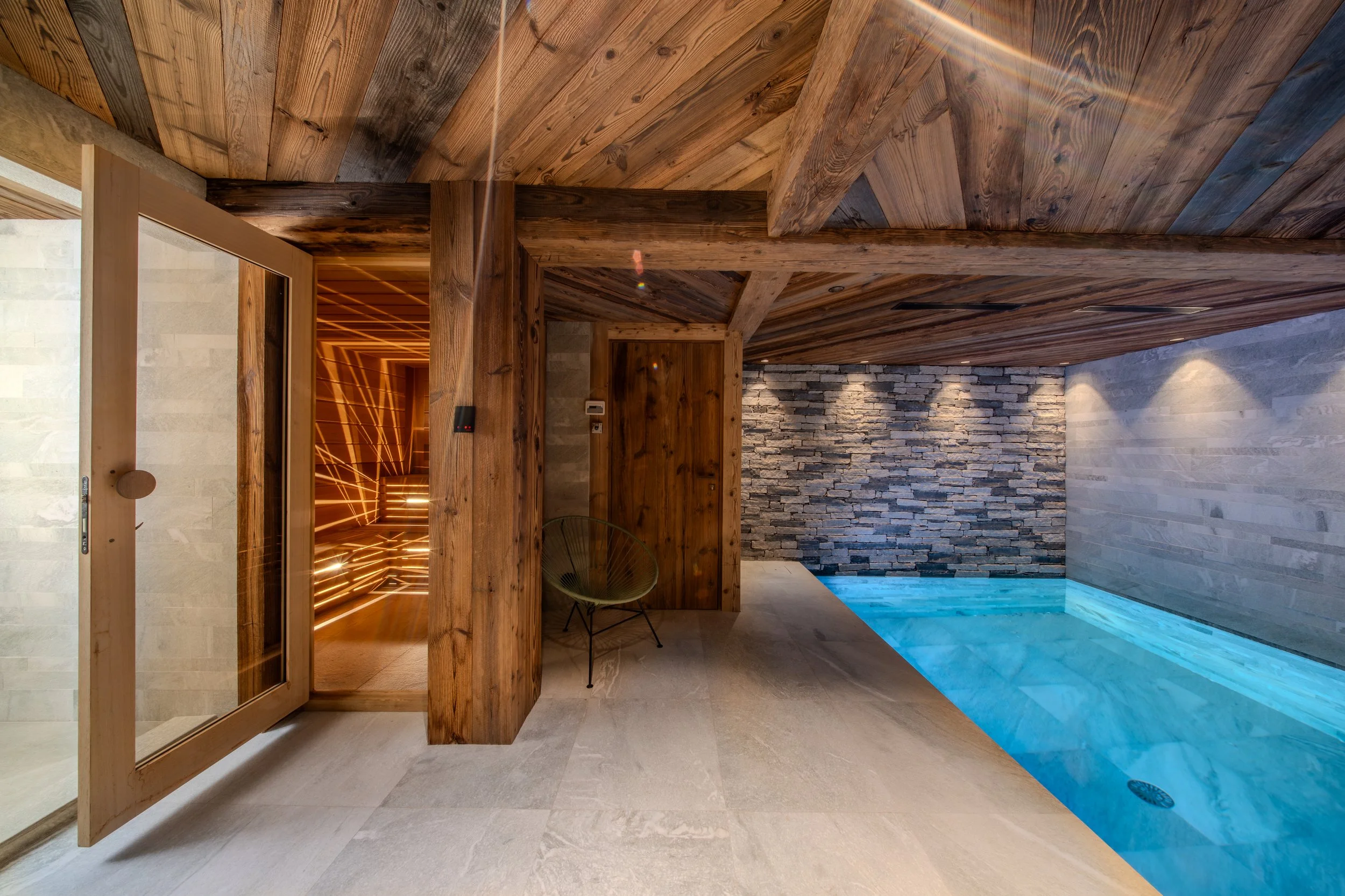 chalet de luxe avec piscine à Val d'Isère village