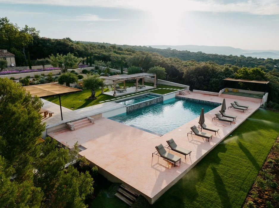 Villa de luxe à louer dans le Lubéron à Gordes piscine extérieure