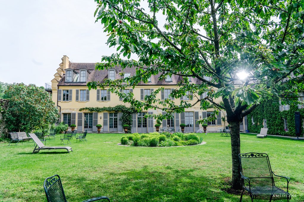 Luxury estate in Versailles for an incentive