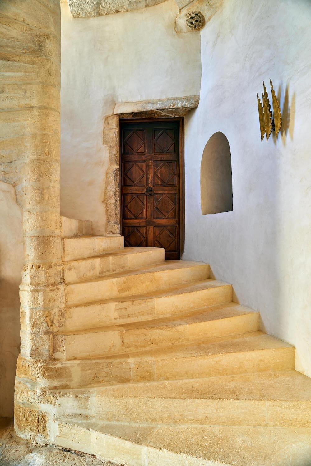 Exceptional chateau in Dordogne, South-West France, in the heart of a forest park