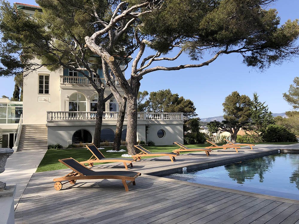 Exceptional villa on the Mediterranean coast on the Côte d'Azur