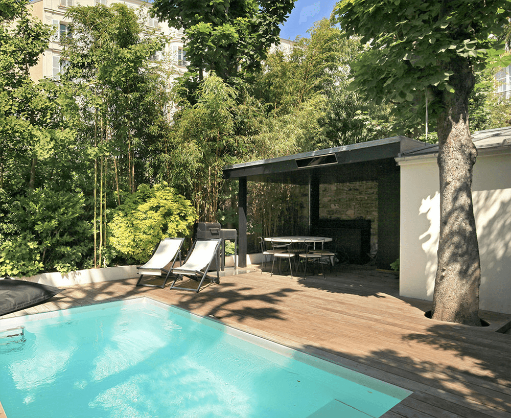 Prestigious house in the heart of Paris with a garden and swimming pool near the Pantheon