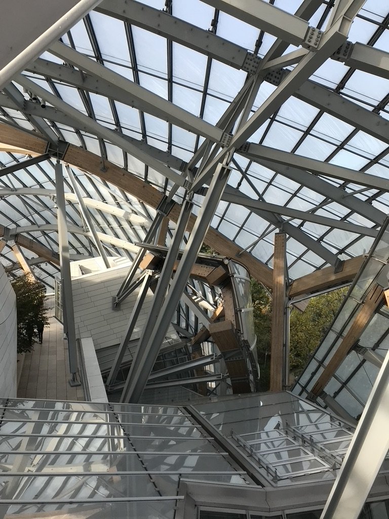 Visit the Fondation Vuitton during your luxury apartment stay