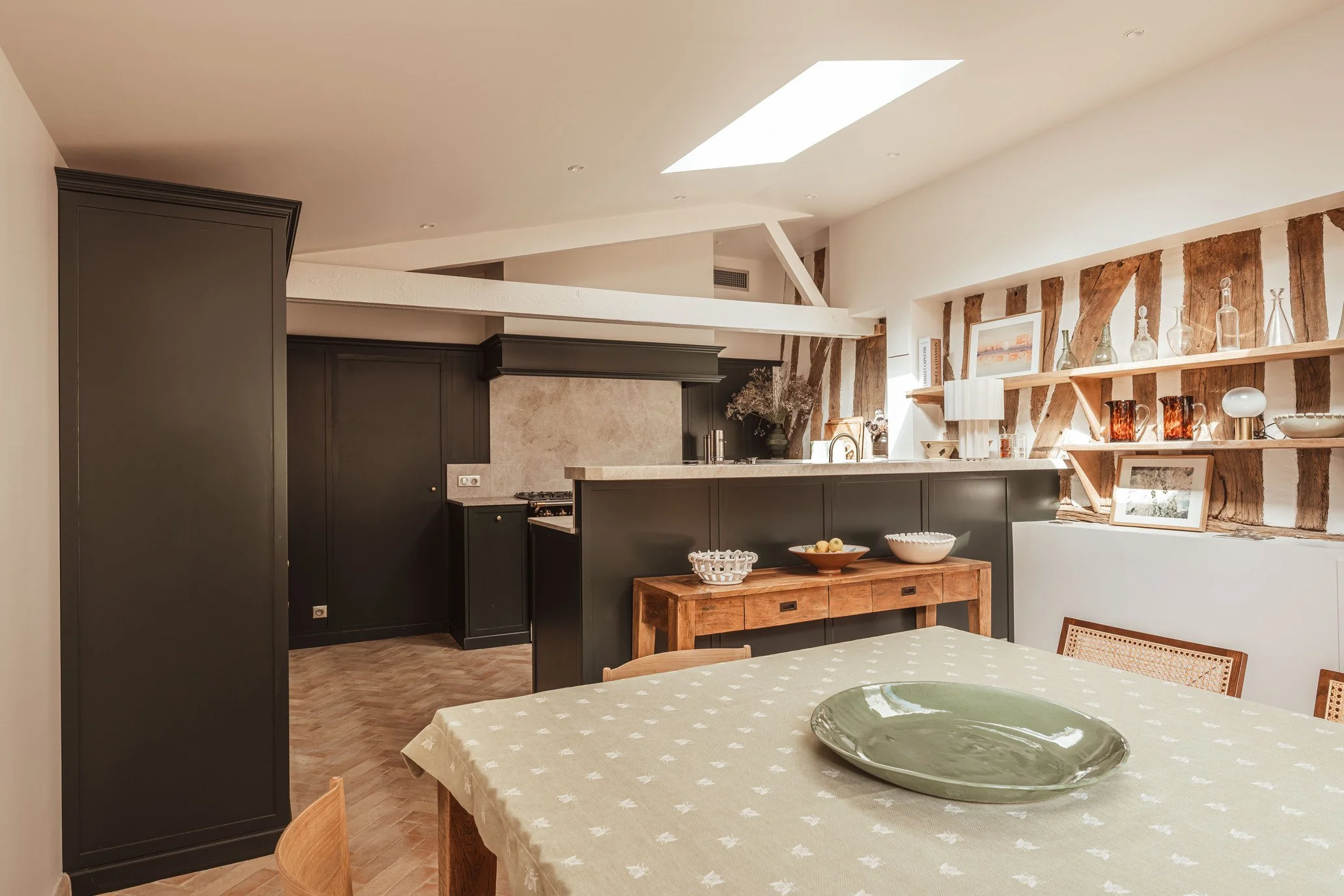 Location villa luxe Bonneville cuisine