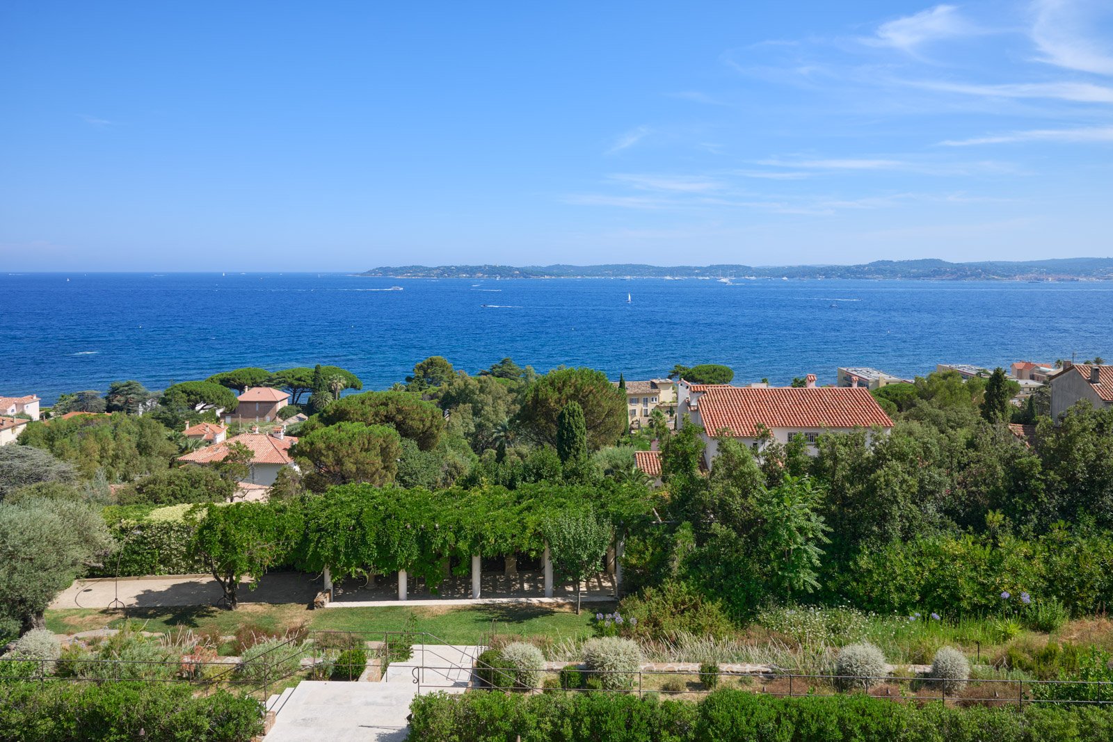 Villa de luxe à Sainte-Maxime jardin 