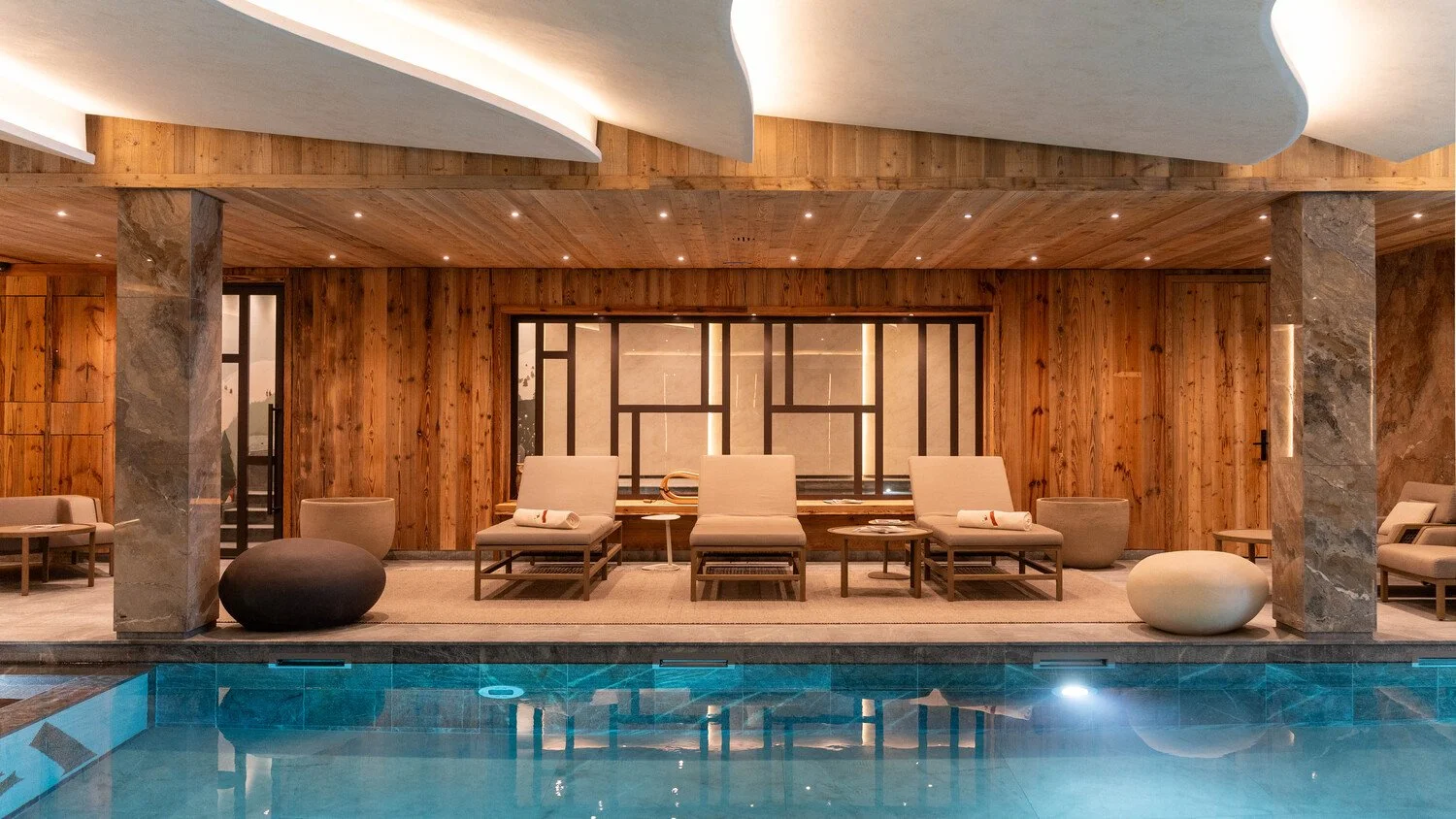 appartement luxe meribel piscine