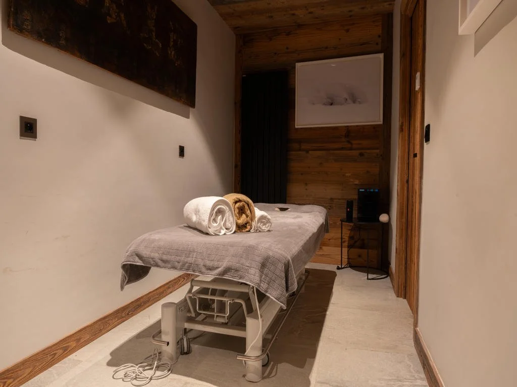 Val d'isere village salle de massage