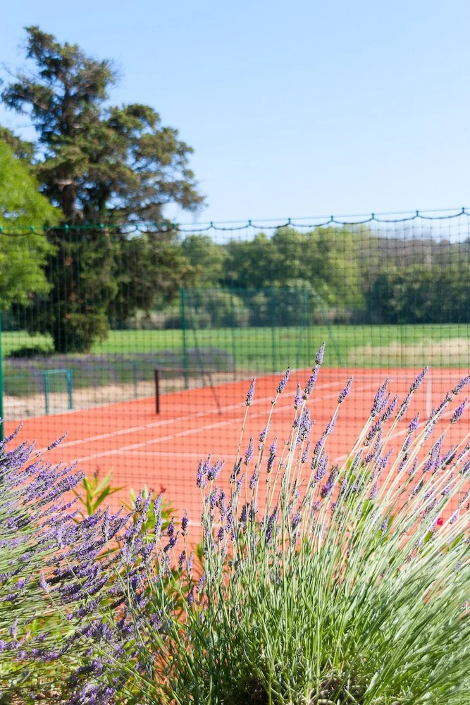 mas en provence location tennis