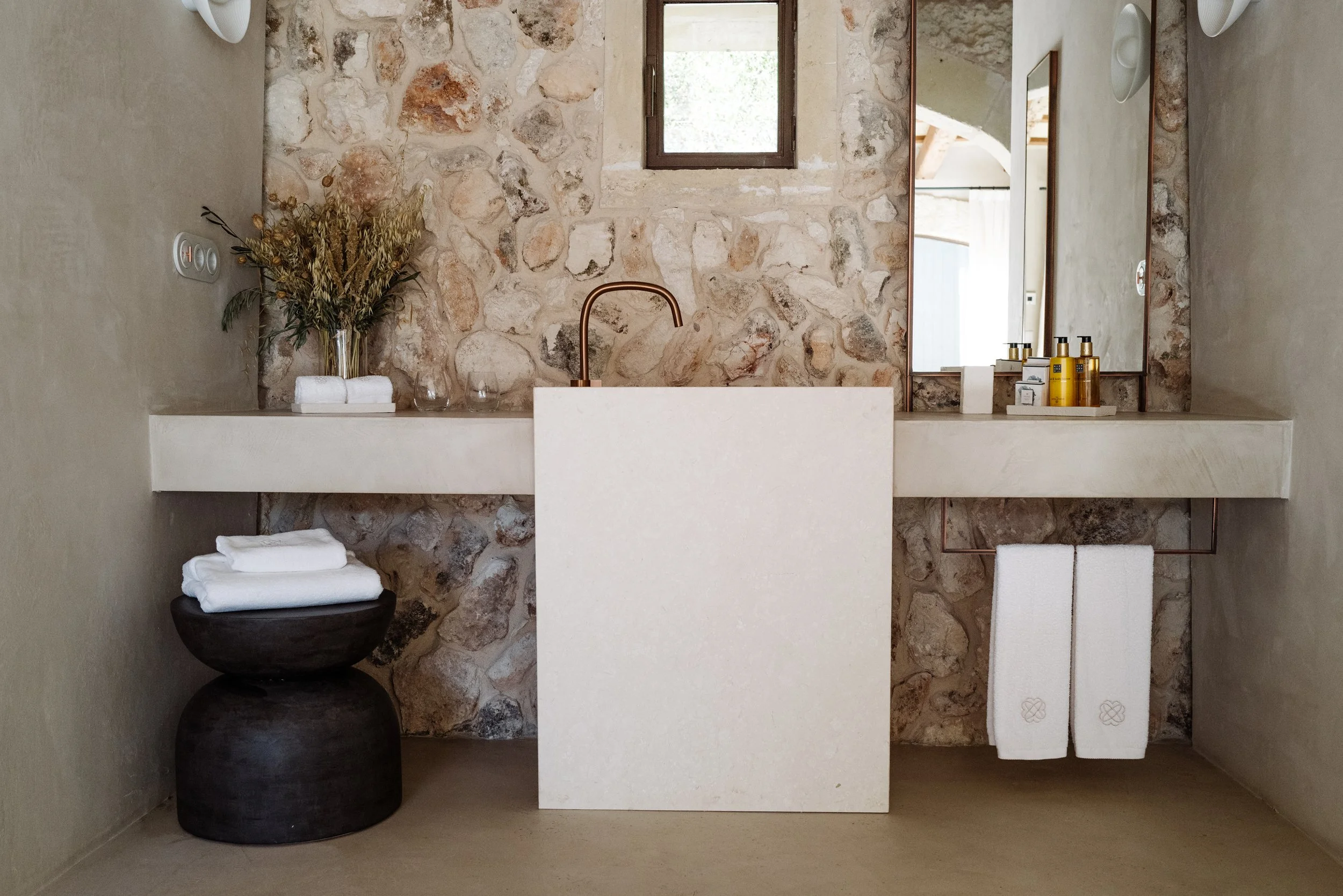 Villa de luxe à louer à Minorque Santa Ana salle de bain