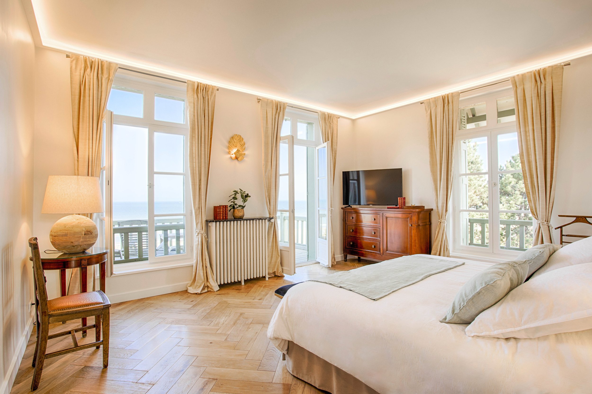 bedroom-semainaire-deauville (6).jpg