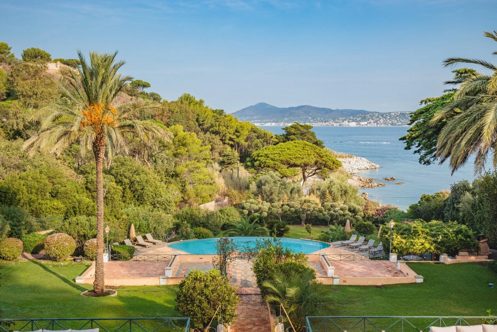 Villa maison luxe piscine
