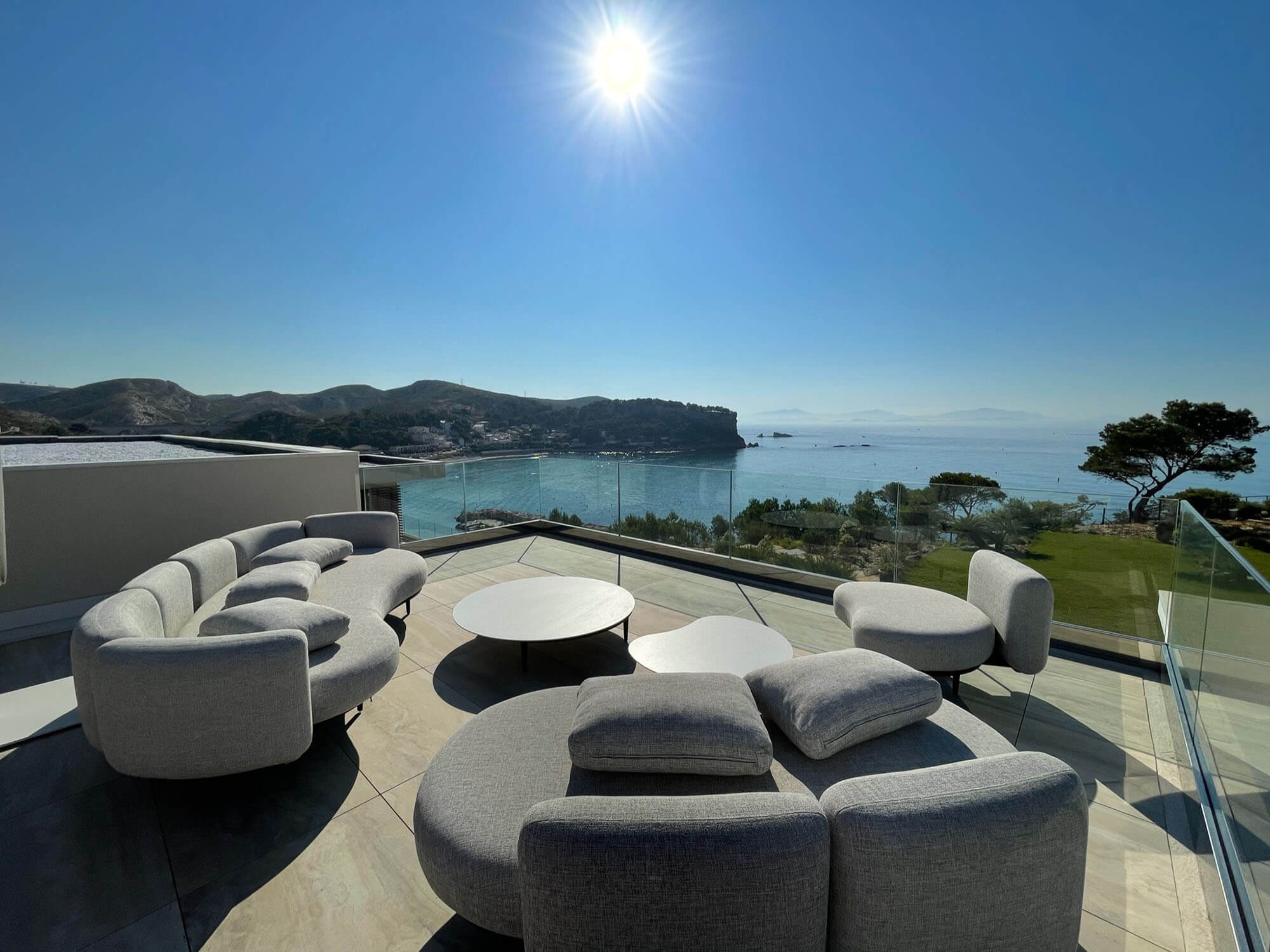 Luxury villa with sea view Côte d'Azur