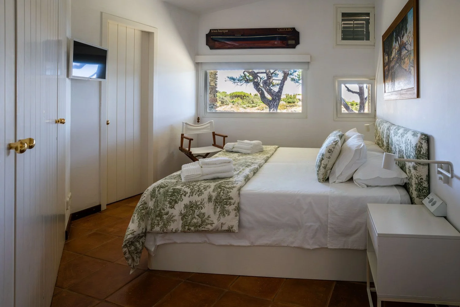 Location villa luxe Cadaques Oliveres chambre vue mer
