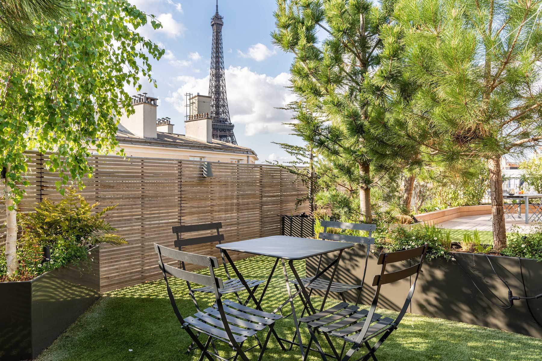 Exceptional rooftop apartment with Eiffel Tower view, in the heart of Paris and the 7th arrondissement 