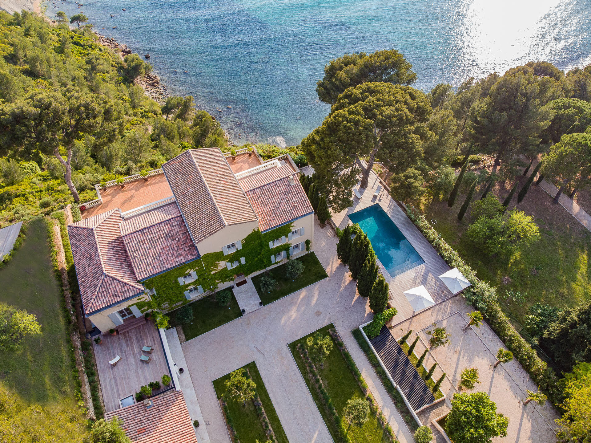 luxury villa to rent cassis