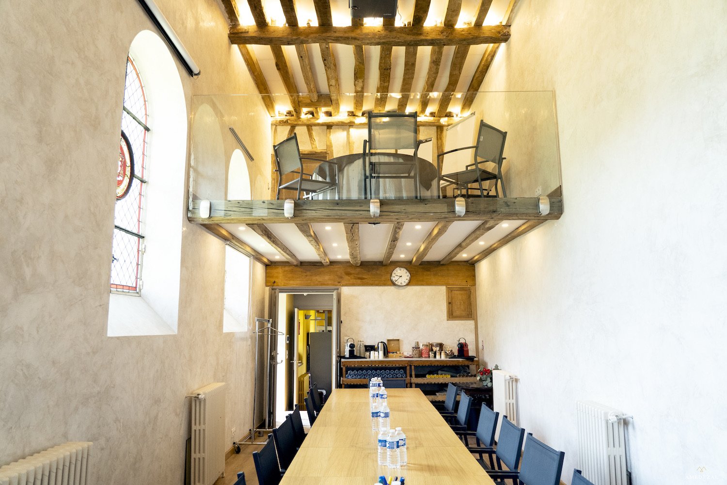 Exceptional house to bring your staff together for work and teambuilding sessions, near Paris