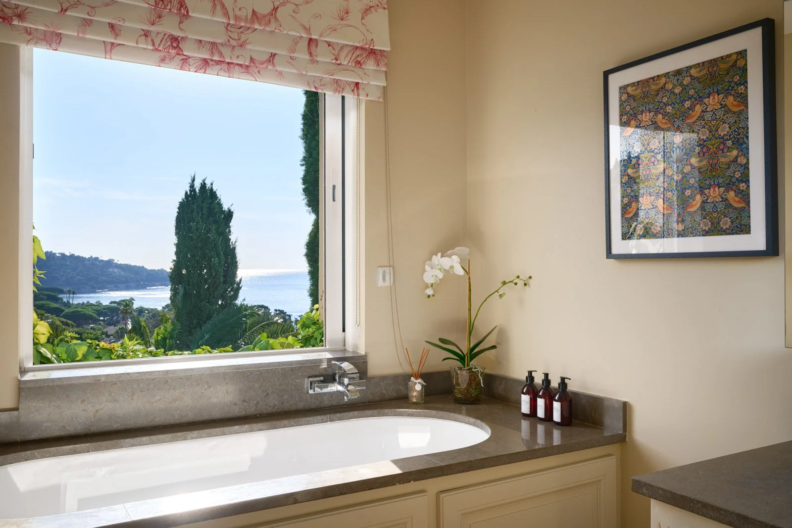 Villa de luxe à Sainte-Maxime salle de bain
