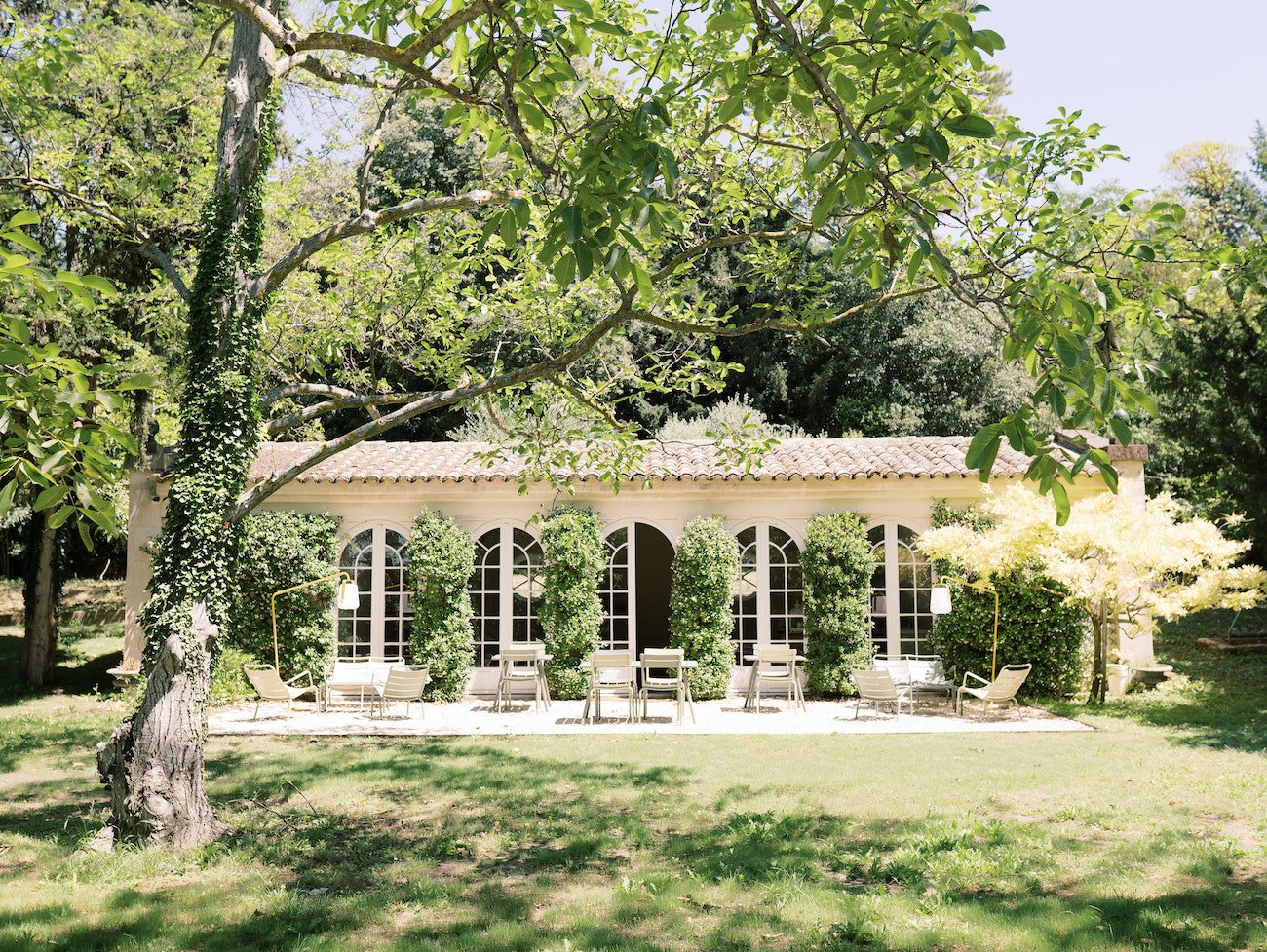 Exceptional chateau in Provence for your wedding  